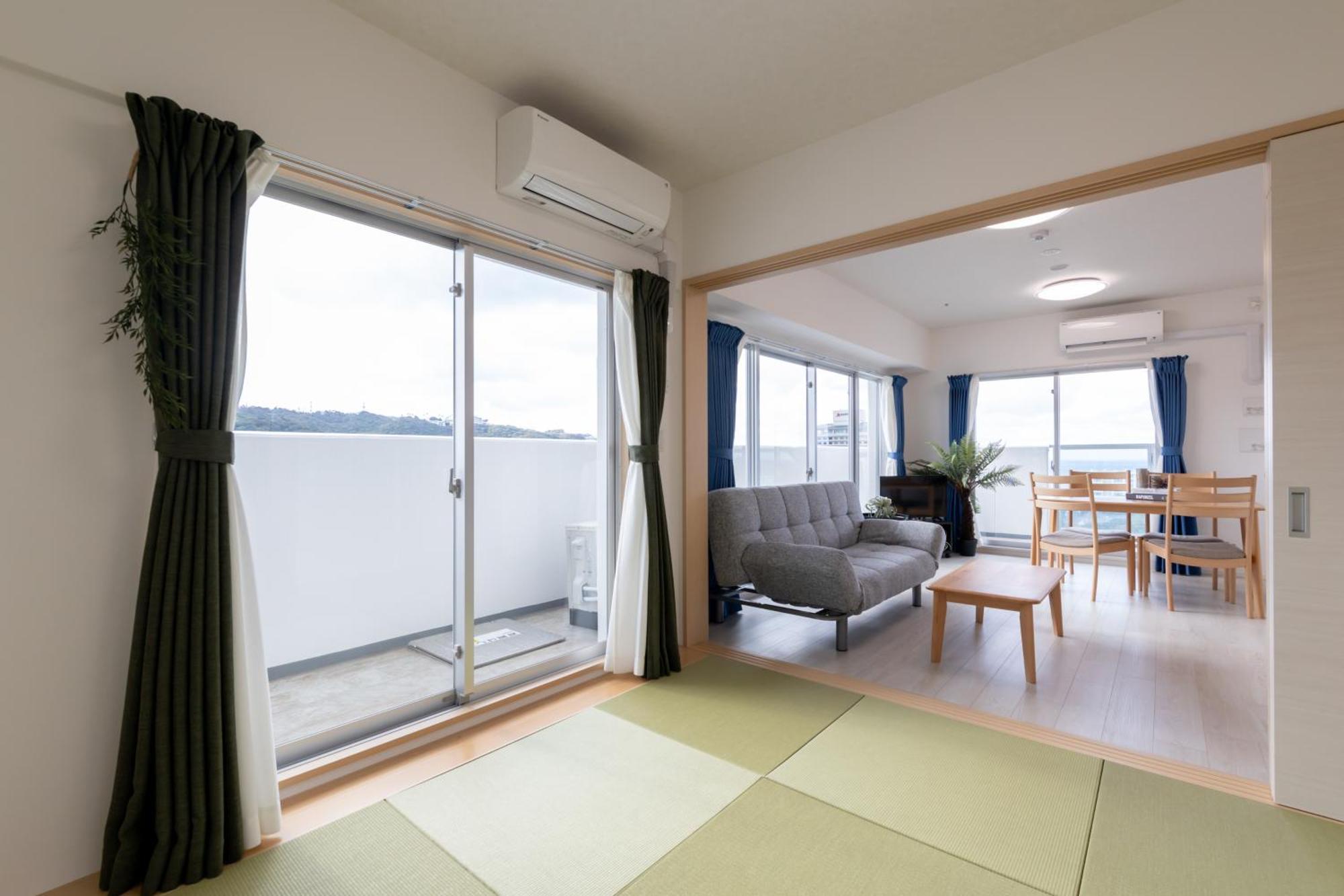 クリスタルエグゼ南紀白浜2 Aparthotel Shirahama Rum bild