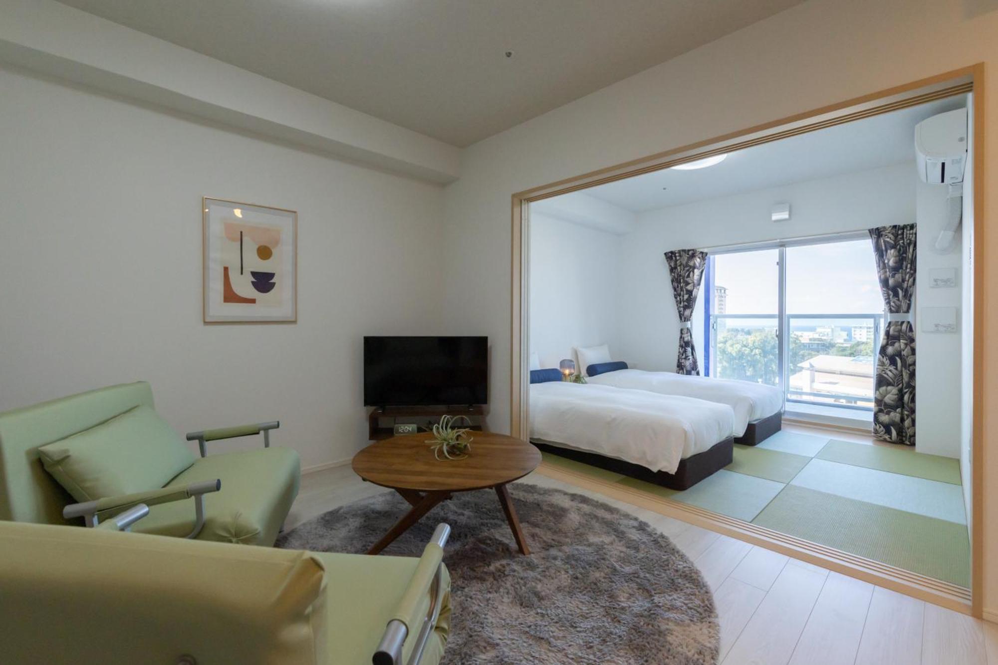 クリスタルエグゼ南紀白浜2 Aparthotel Shirahama Rum bild